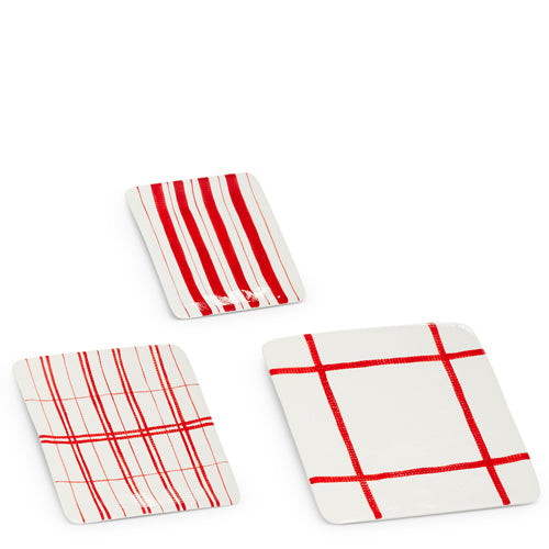 10"X10" Red Plaid Plates (MEDIUM ONLY)